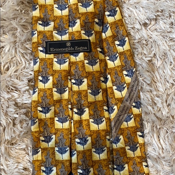 Ermenegildo Zegna Silk Tie - Picture 4 of 7